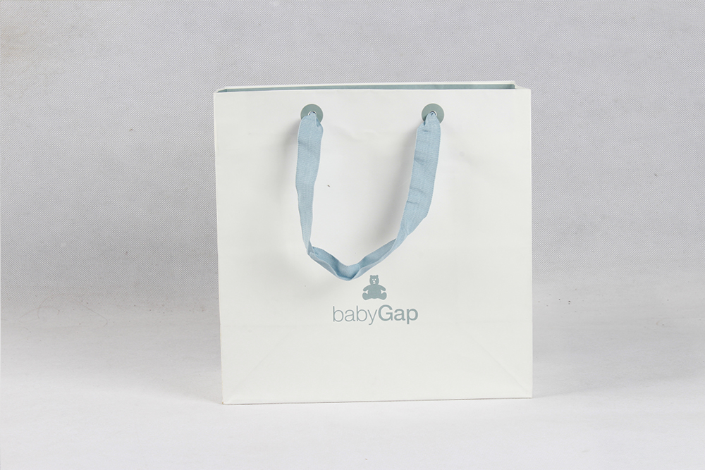 BABYGAP高檔服裝牛皮紙袋定制 BABYGAP高檔服裝牛皮紙袋定制